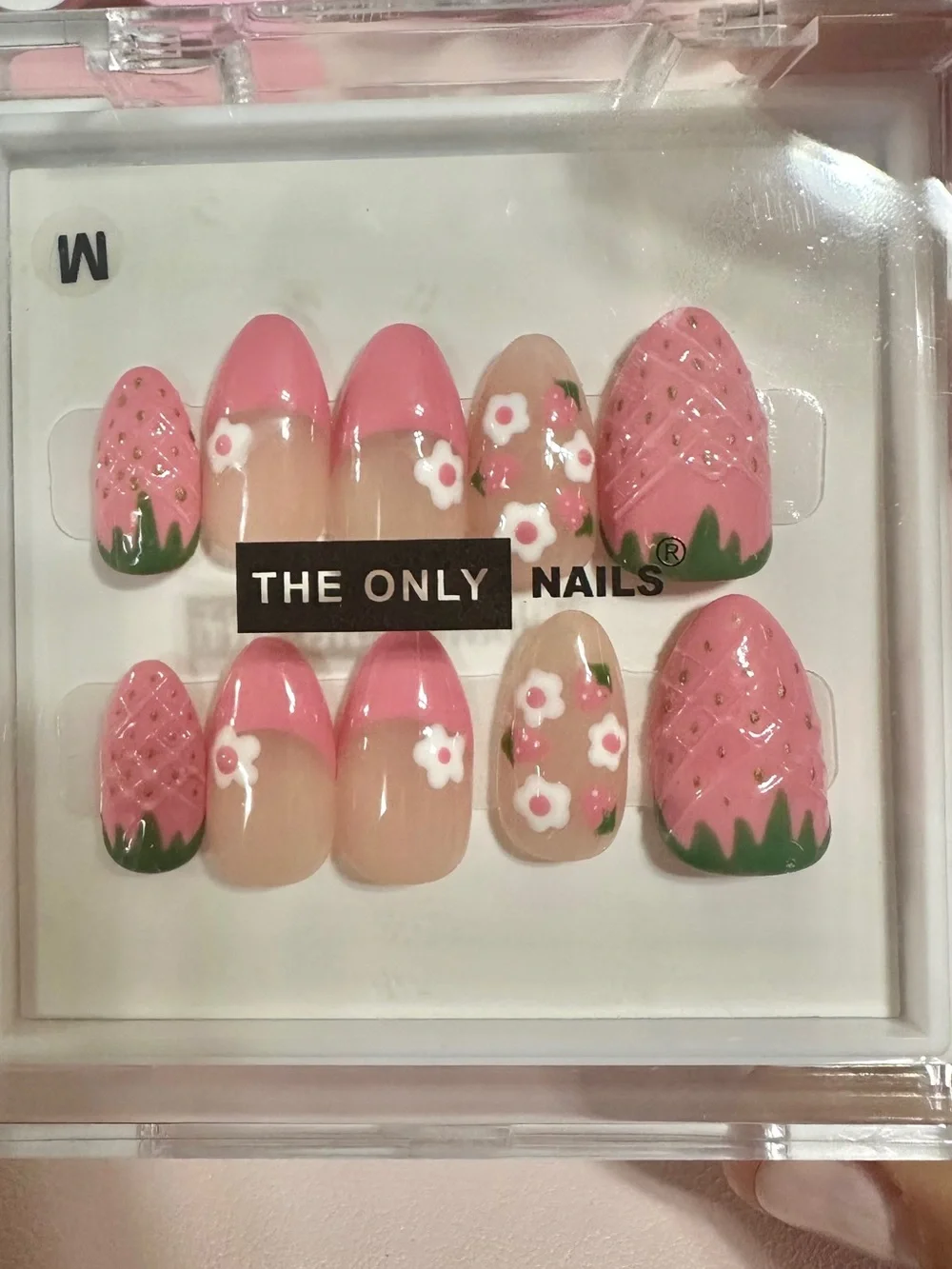 ✨💅🏼Brand New Trio of Press-On Nail 🍓Sets✨💅🏼